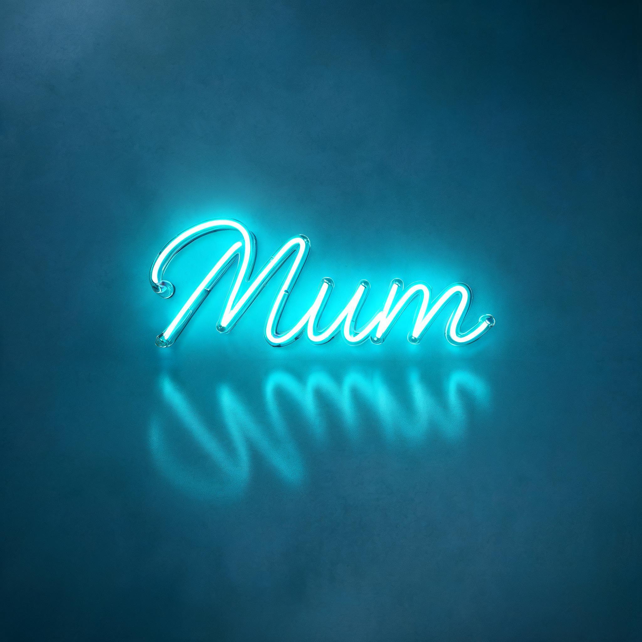 "Mum" — Neon Sign | AI Text Effect Generator
