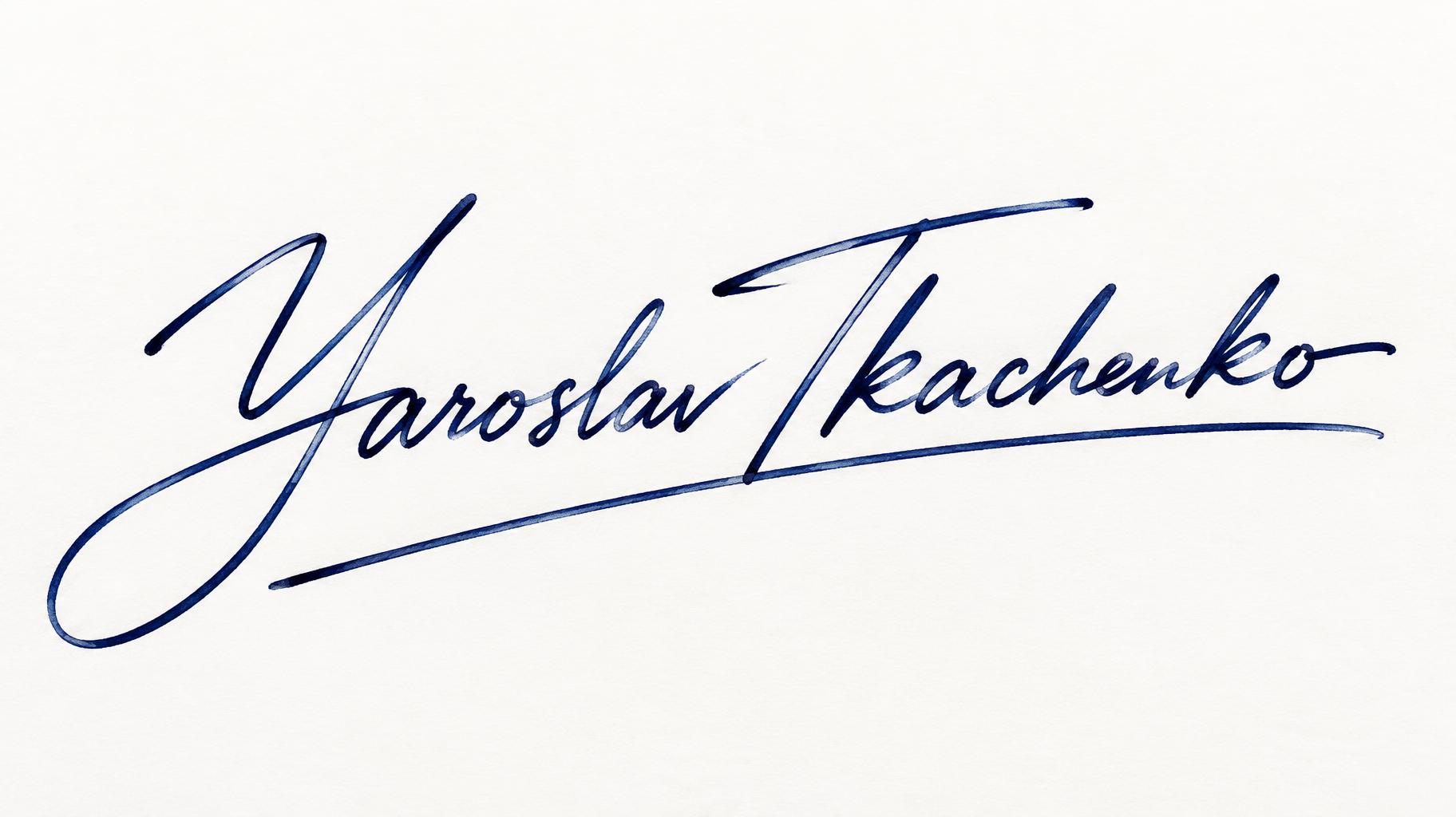 "Yaroslav Tkachenko" — Cursive Signature text effect