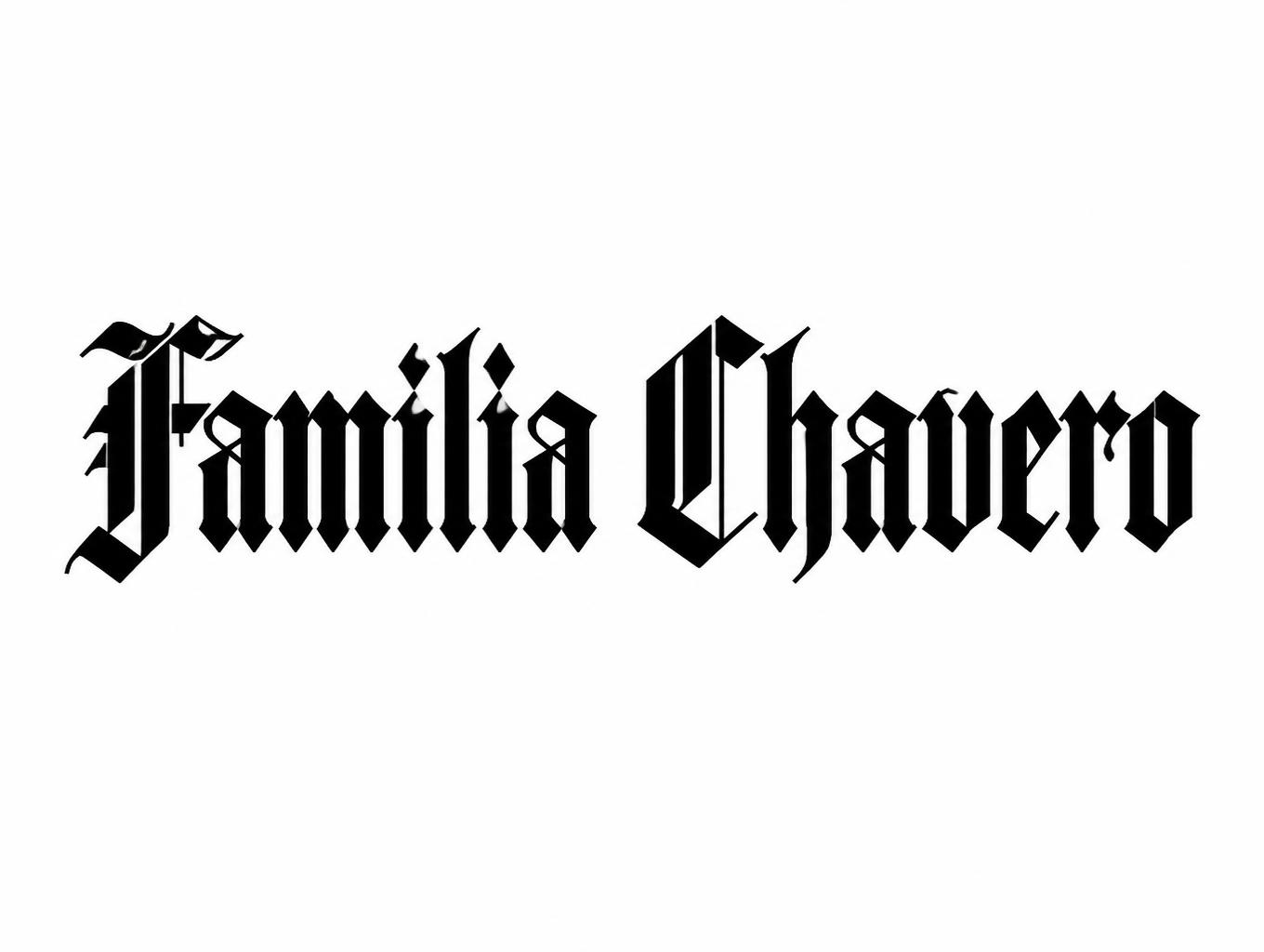 "Familia Chavero" — Gothic text effect